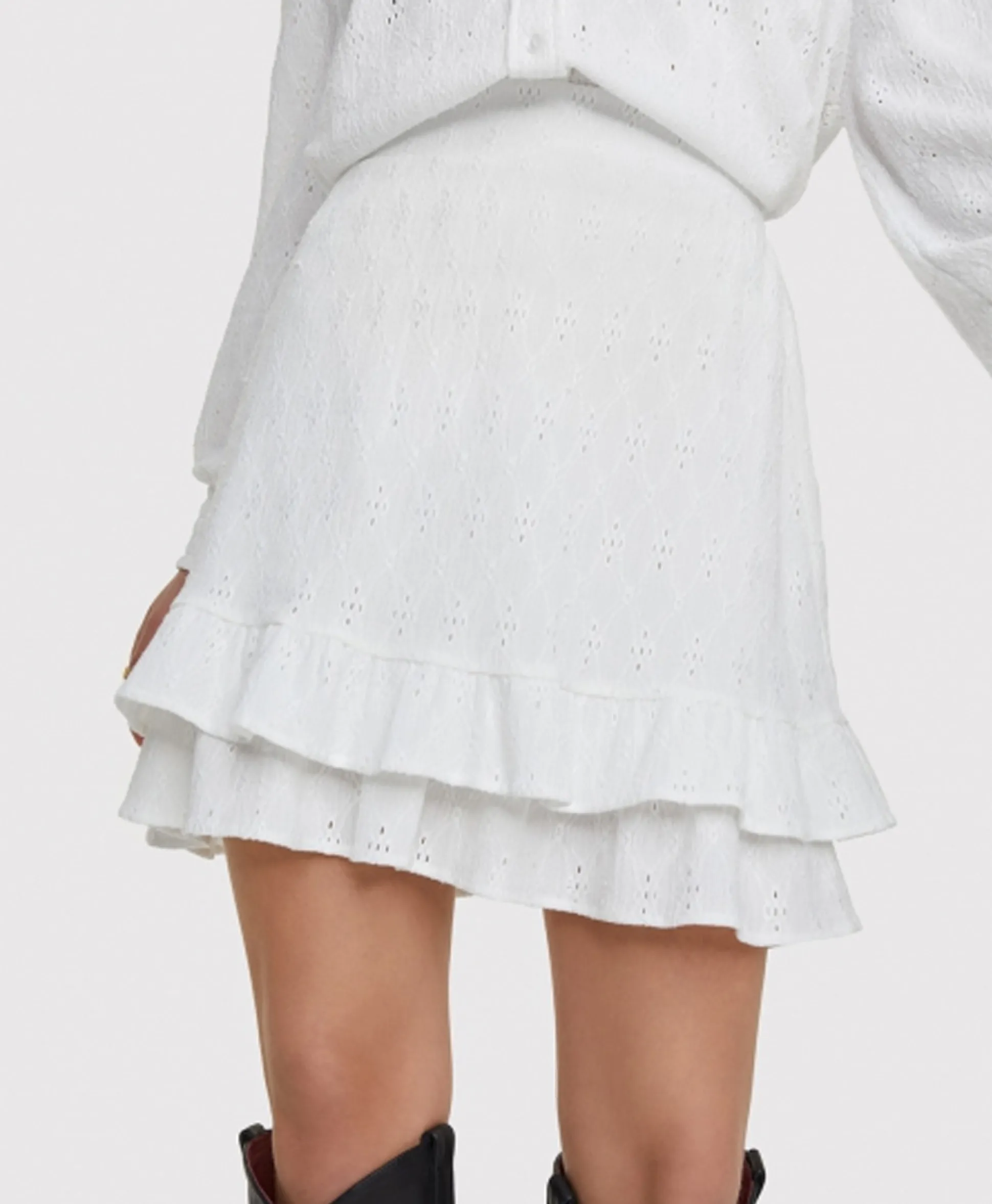 Alix The Label Minirok Knitted Jersey Broderie Skirt Off White