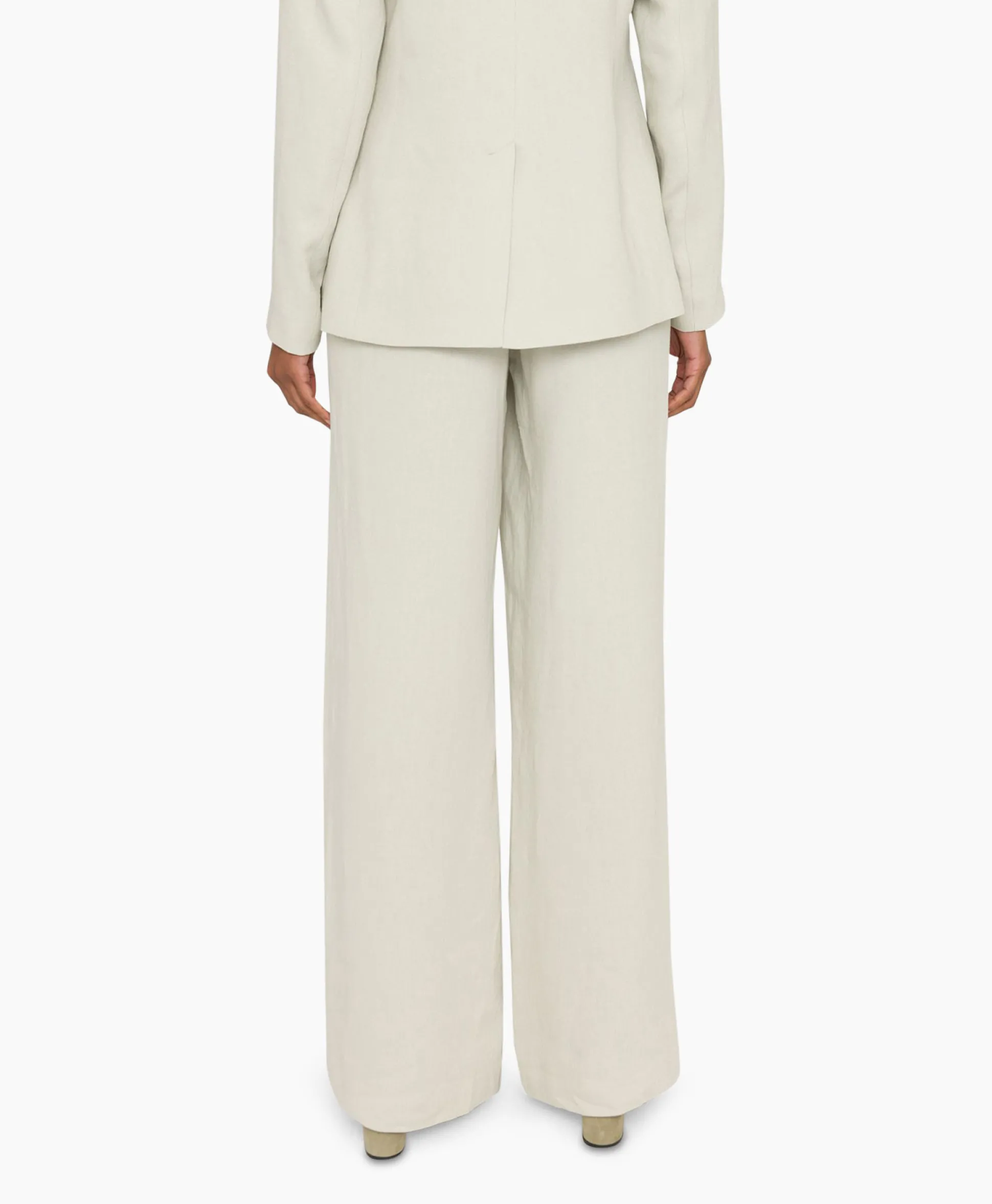 Anna Van Toor Broek 19A02-02981 Diversen