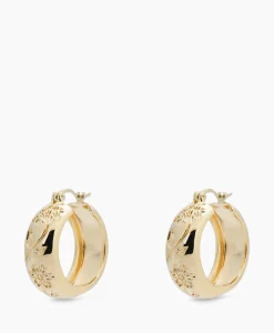 Anna+Nina Oorbellen Flower Garland Stamped Hoop Earrings Bra Goud