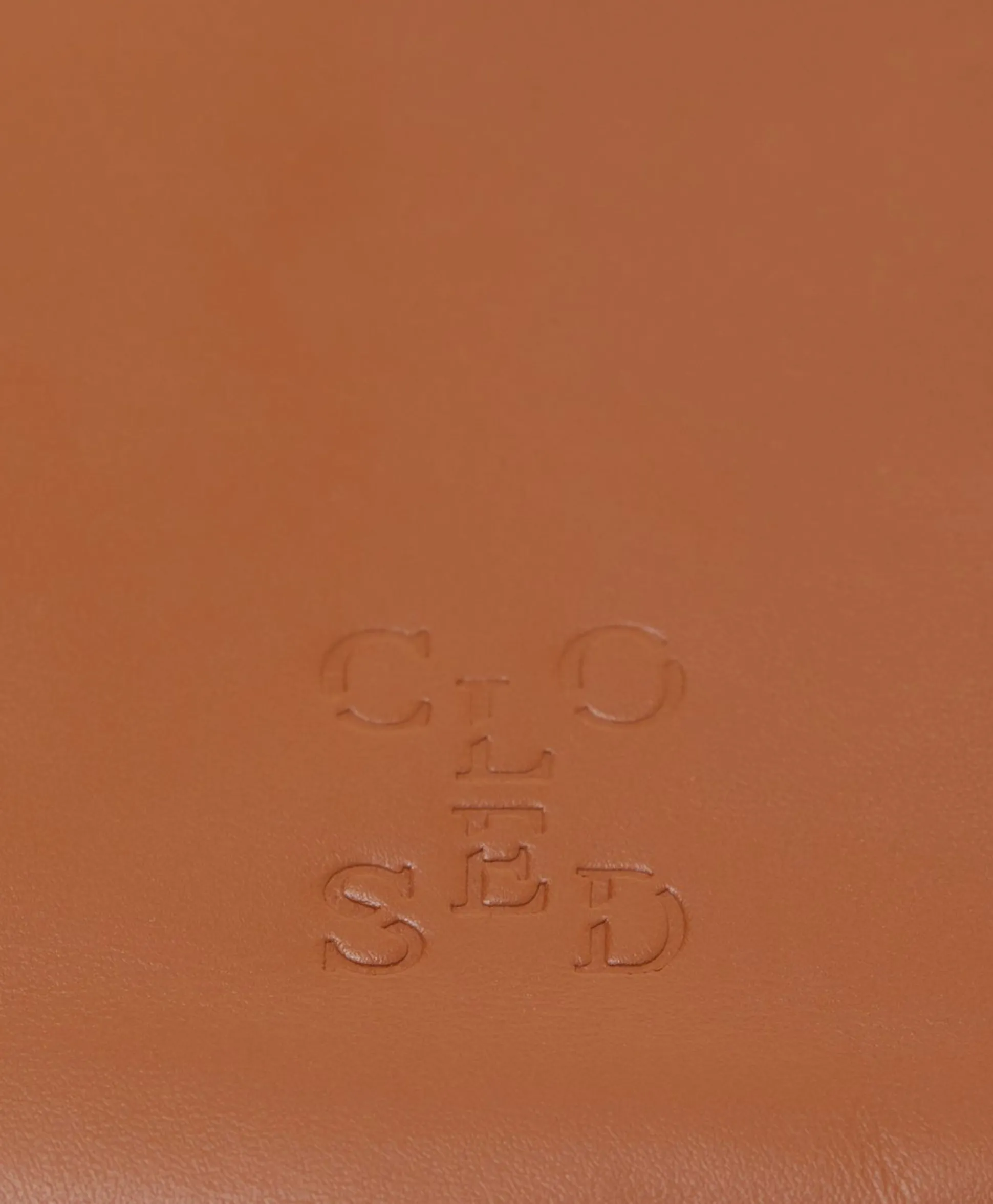 Closed Schouder / Hand Tas Half Moon M Bruin