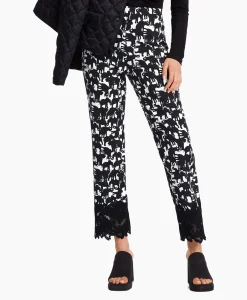 Marccain Collectie Broek Wc 81.02 J10 Zwart