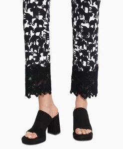 Marccain Collectie Broek Wc 81.02 J10 Zwart